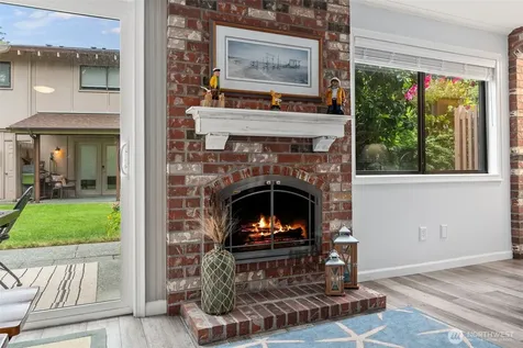 2826 Garden Court Steilacoom WA 98388