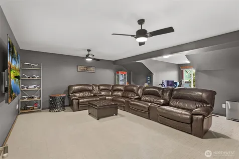 27773 254th SE Maple Valley WA 98038