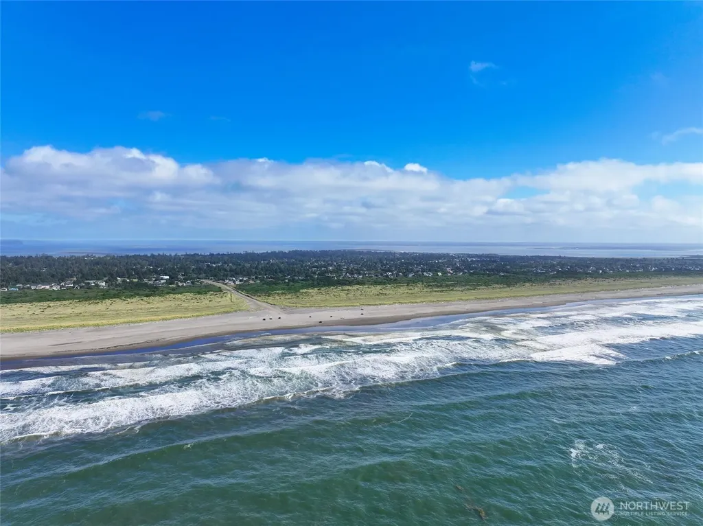 262 Oyhut Bay Boulevard SW Ocean Shores WA 98569