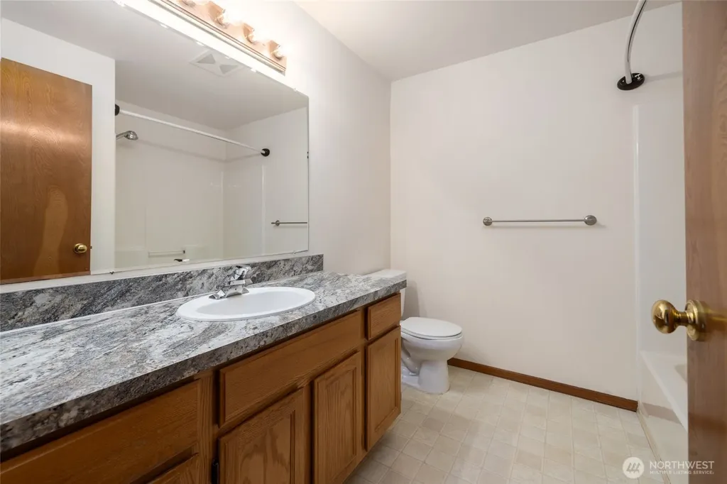2312 E Division Street Mount Vernon WA 98274