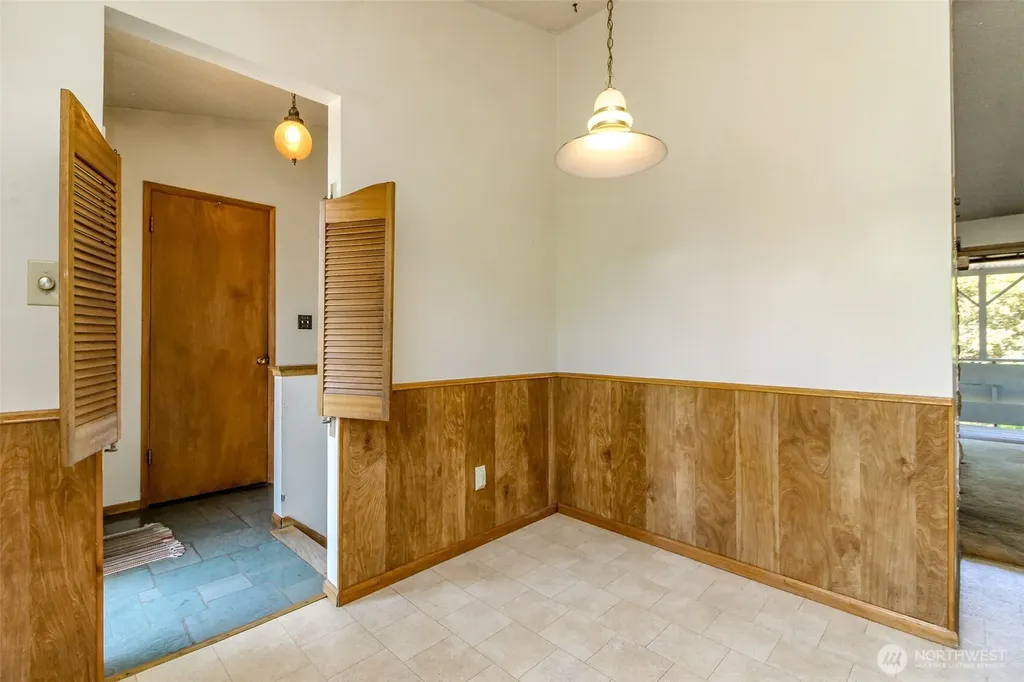 105 156th Avenue NE Bellevue WA 98007