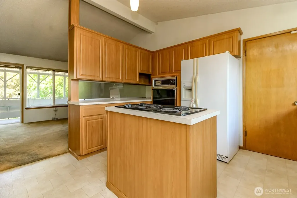 105 156th Avenue NE Bellevue WA 98007
