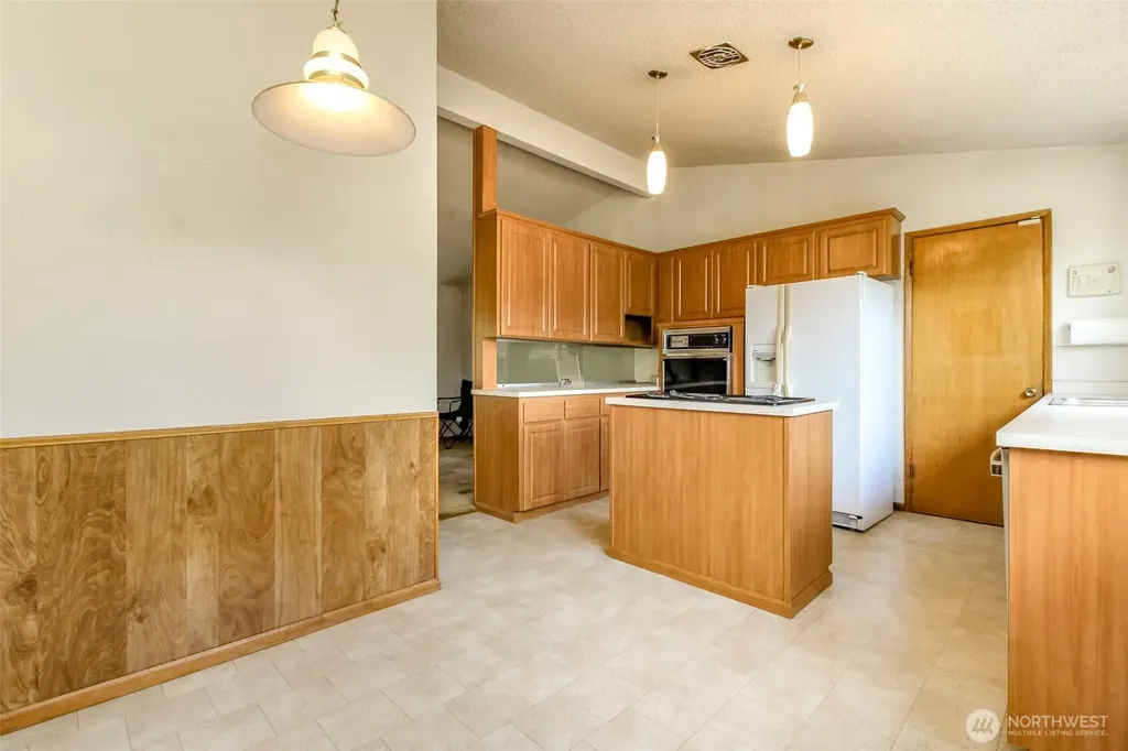 105 156th Avenue NE Bellevue WA 98007