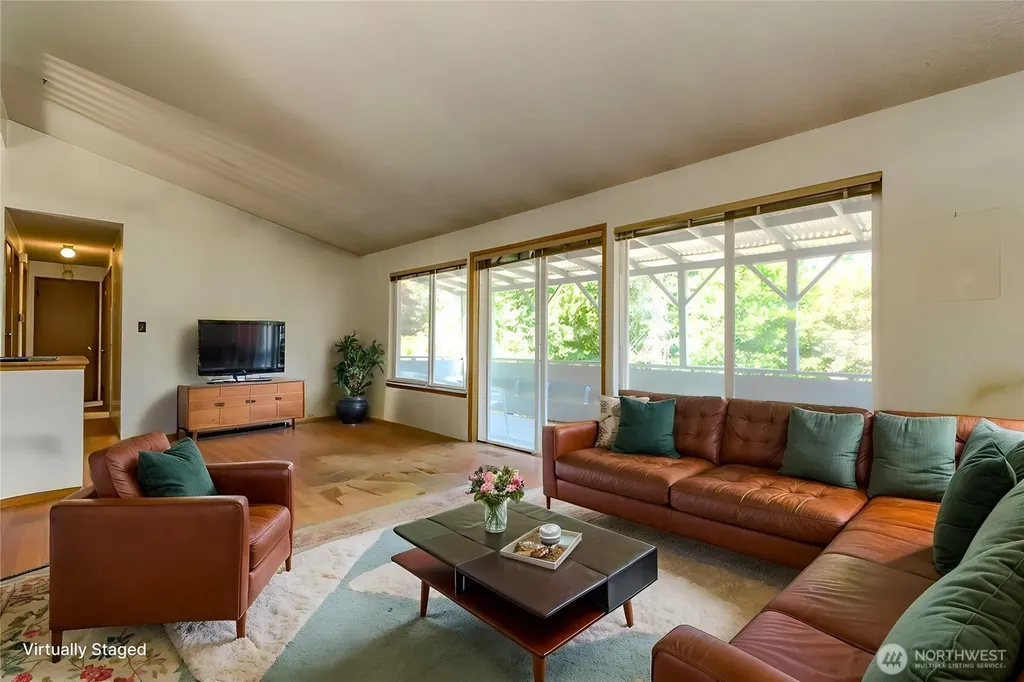 105 156th Avenue NE Bellevue WA 98007
