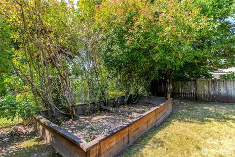 105 156th Avenue NE Bellevue WA 98007