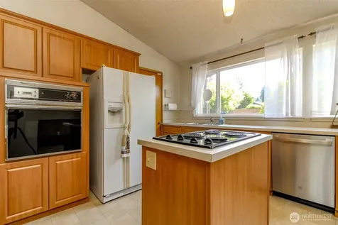 105 156th Avenue NE Bellevue WA 98007