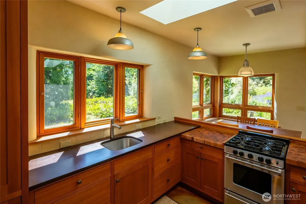 866 Cherry Tree Lane Lopez Island WA 98261