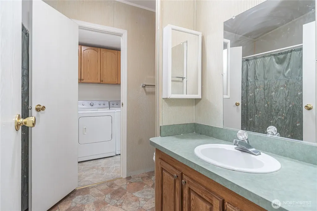 403 Cedar Avenue Port Hadlock WA 98339