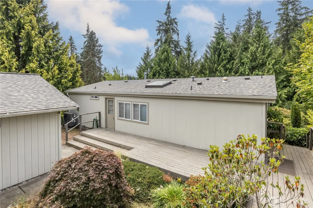 403 Cedar Avenue Port Hadlock WA 98339