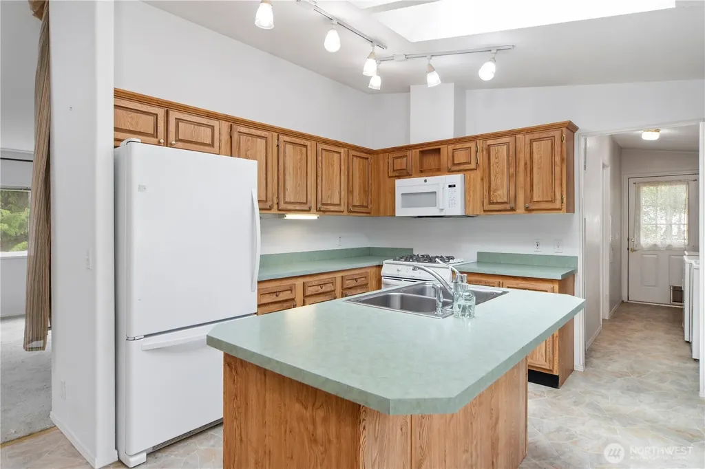 403 Cedar Avenue Port Hadlock WA 98339