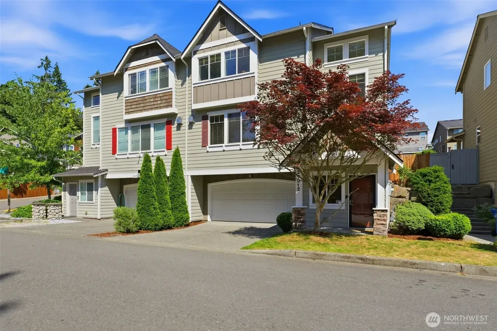 27912 31st Place S Auburn WA 98001