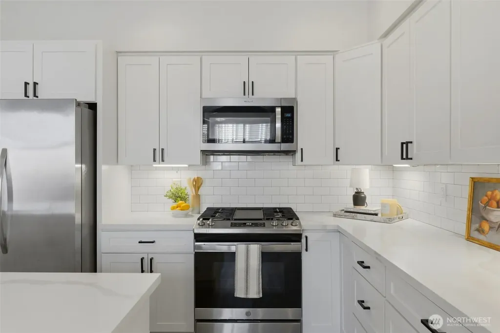 27912 31st Place S Auburn WA 98001