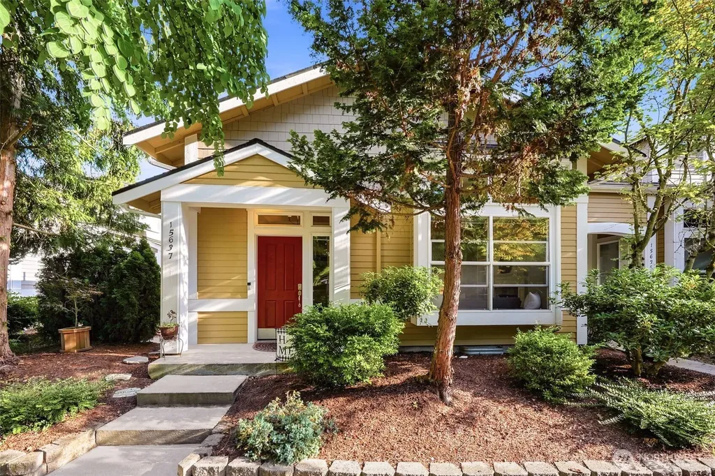 15637 NE 92nd Way Redmond WA 98052
