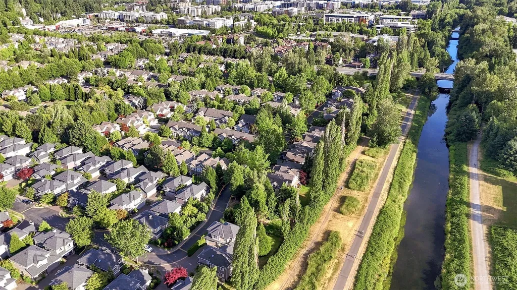 15637 NE 92nd Way Redmond WA 98052