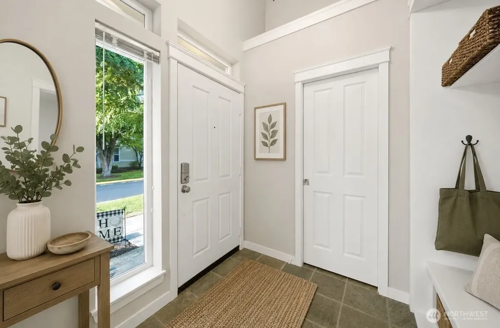 15637 NE 92nd Way Redmond WA 98052