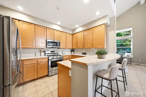 15637 NE 92nd Way Redmond WA 98052