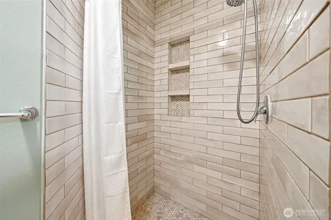 15637 NE 92nd Way Redmond WA 98052