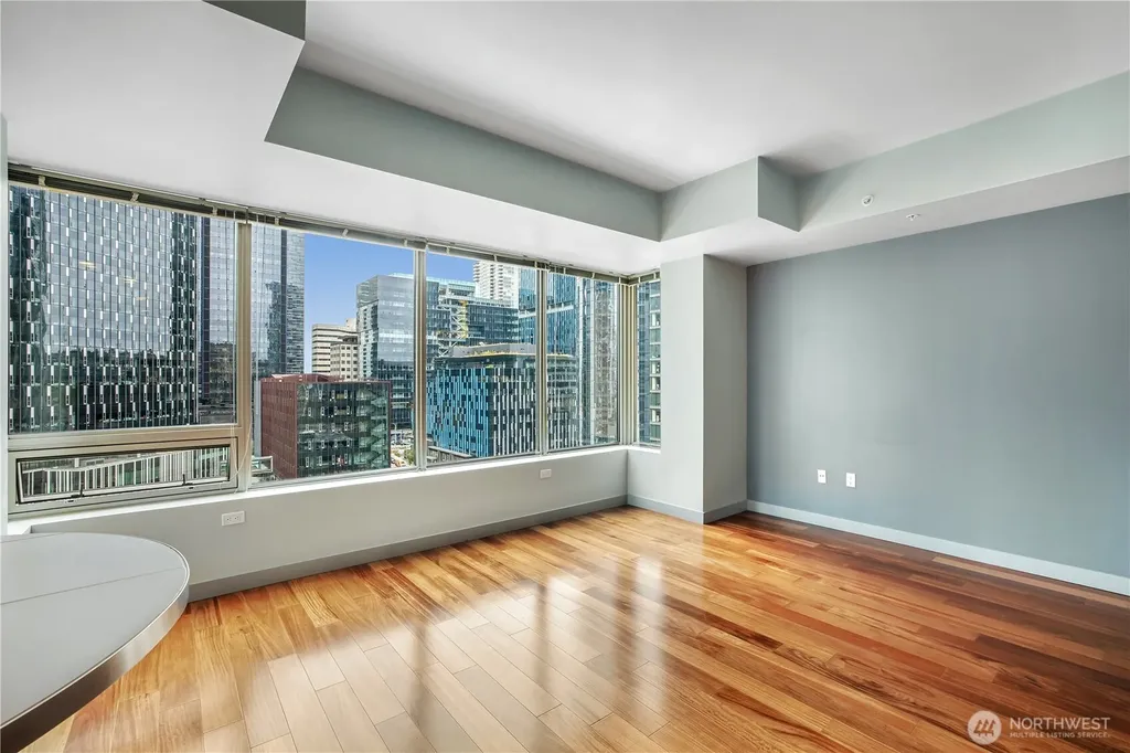 900 Lenora Street Seattle WA 98121