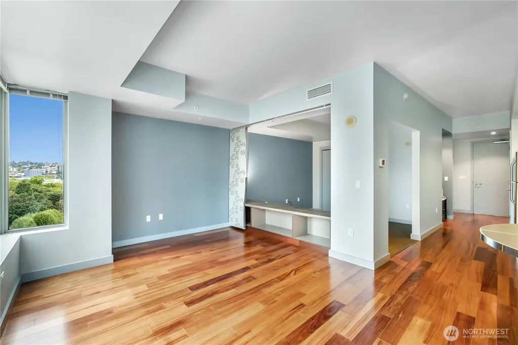 900 Lenora Street Seattle WA 98121