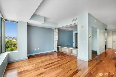 900 Lenora Street Seattle WA 98121