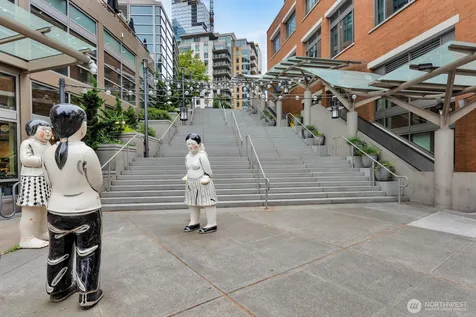 900 Lenora Street Seattle WA 98121