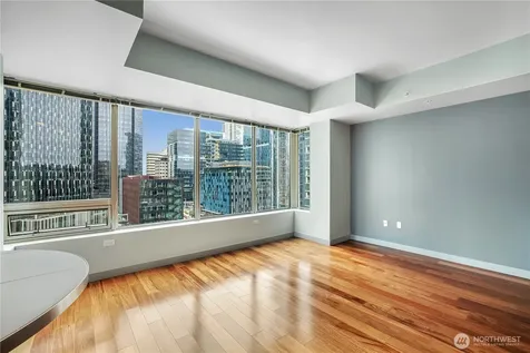 900 Lenora Street Seattle WA 98121