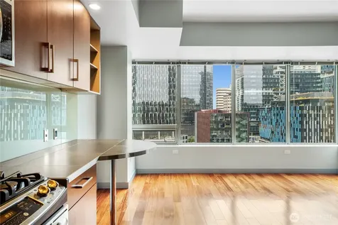 900 Lenora Street Seattle WA 98121