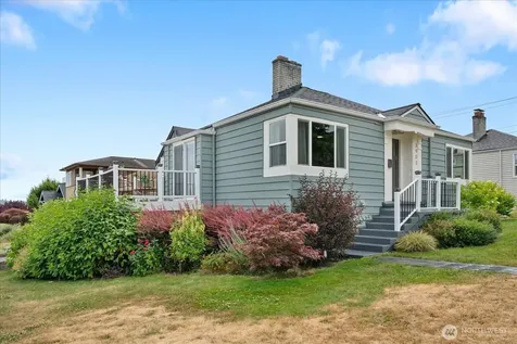 3903 SW Dakota Street Seattle WA 98116