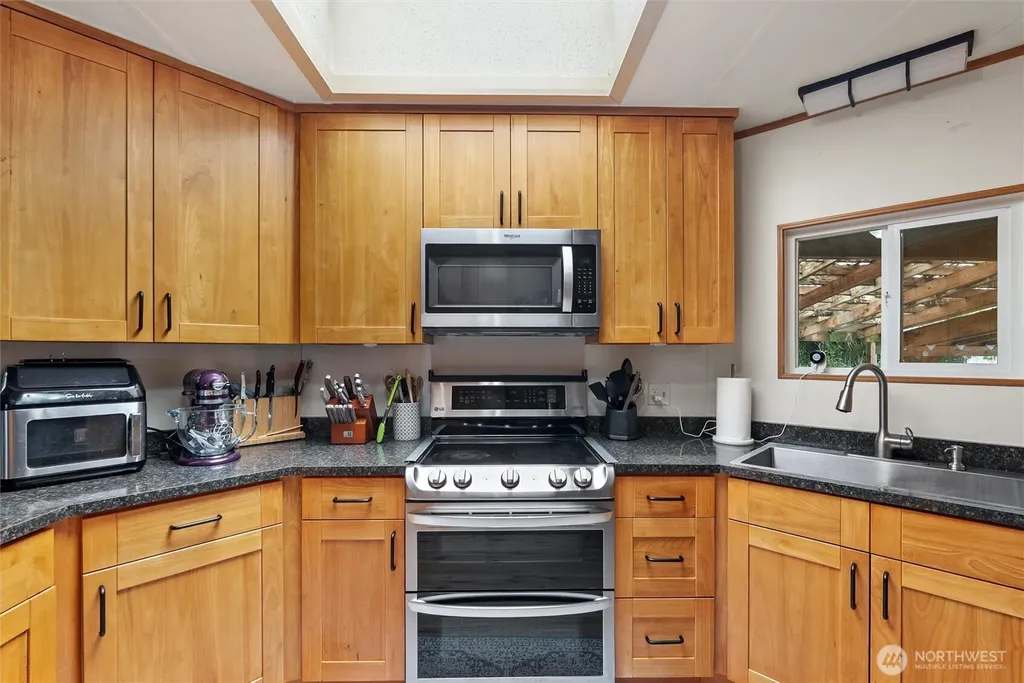 9211 13th Street SE Lake Stevens WA 98258