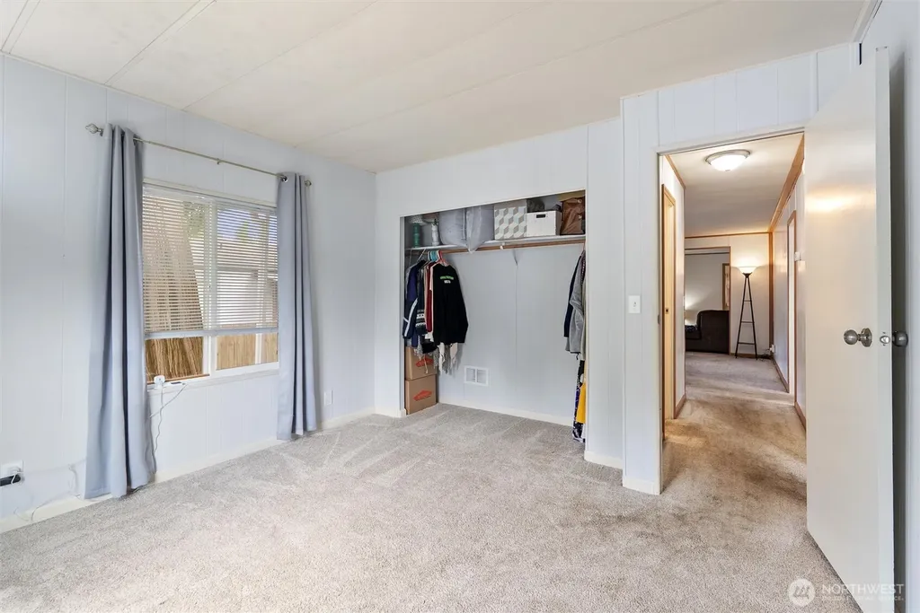 9211 13th Street SE Lake Stevens WA 98258