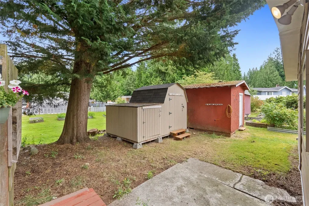 9211 13th Street SE Lake Stevens WA 98258