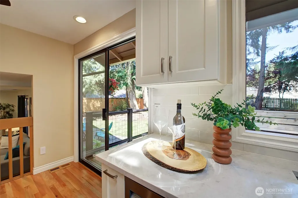 22014 NE 13th Place Sammamish WA 98074