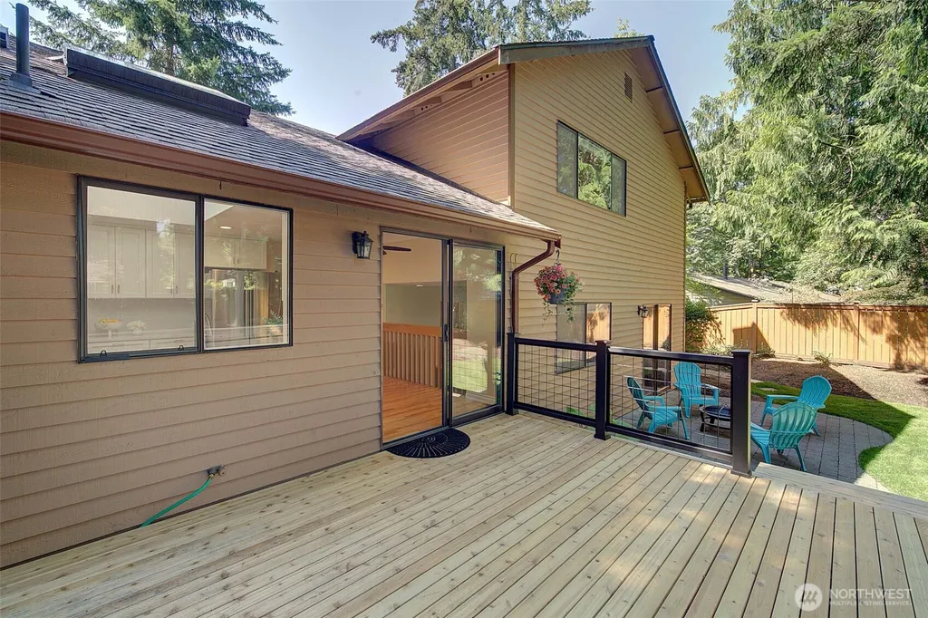 22014 NE 13th Place Sammamish WA 98074