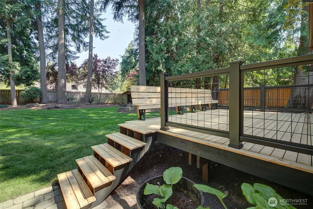 22014 NE 13th Place Sammamish WA 98074