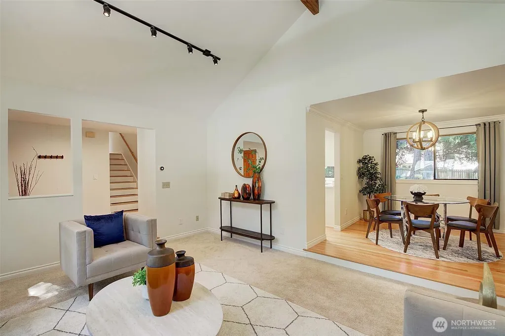 22014 NE 13th Place Sammamish WA 98074