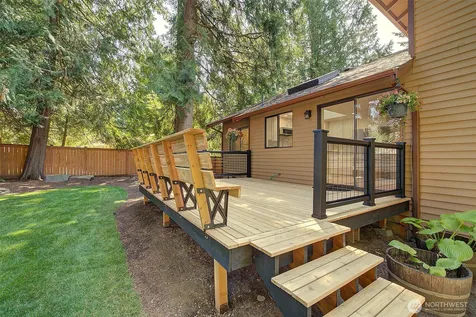 22014 NE 13th Place Sammamish WA 98074