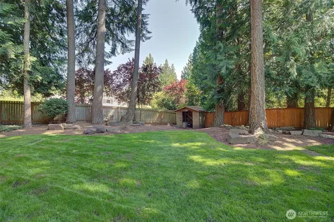 22014 NE 13th Place Sammamish WA 98074
