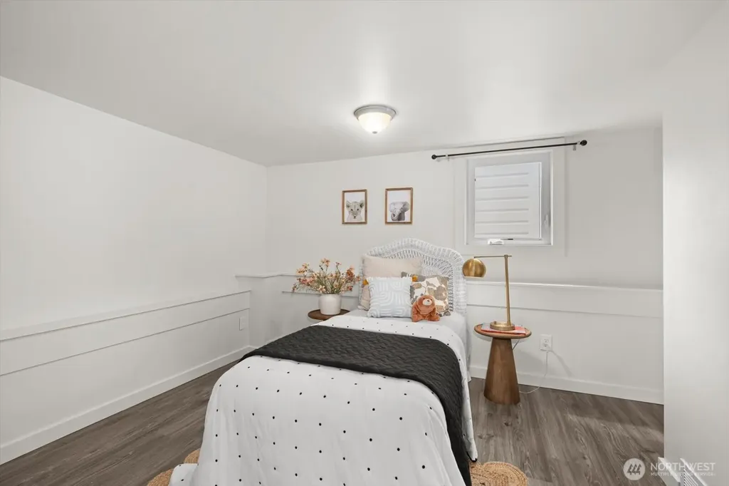 3903 SW Dakota Street Seattle WA 98116