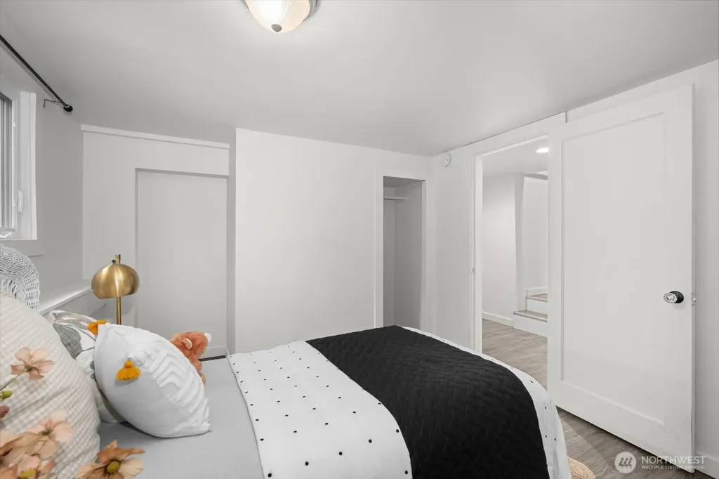 3903 SW Dakota Street Seattle WA 98116