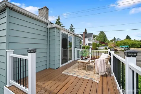 3903 SW Dakota Street Seattle WA 98116