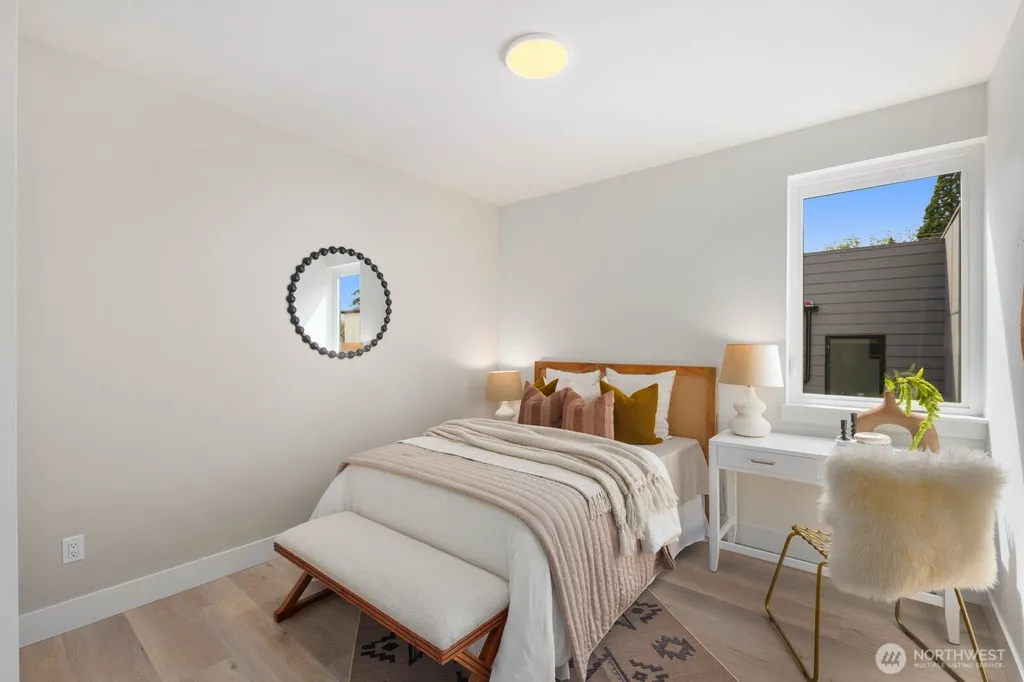 825 NE 105th Street Seattle WA 98125