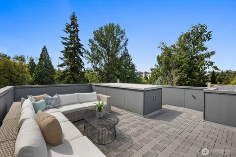 825 NE 105th Street Seattle WA 98125