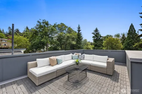825 NE 105th Street Seattle WA 98125