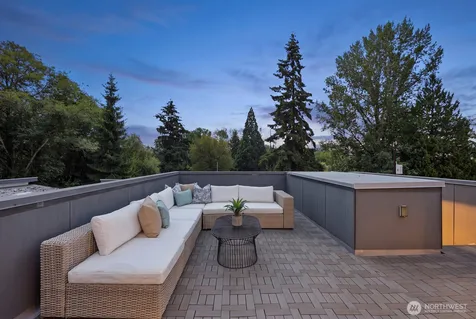 825 NE 105th Street Seattle WA 98125