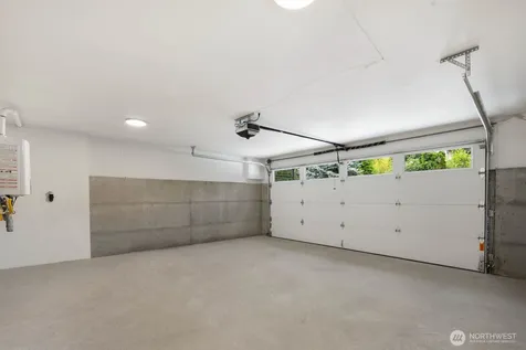 825 NE 105th Street Seattle WA 98125