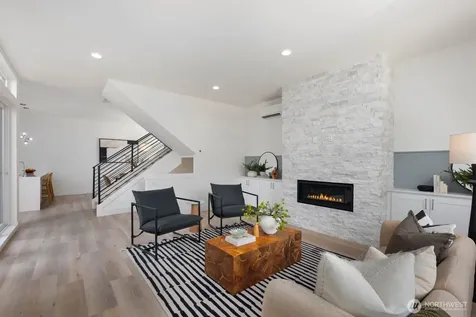 825 NE 105th Street Seattle WA 98125