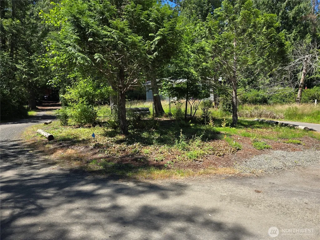 133 E Barnacle Boulevard Shelton WA 98584