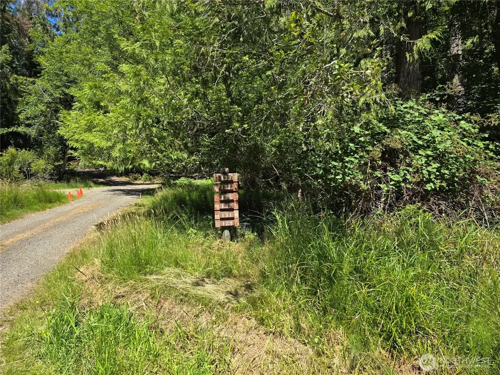 133 E Barnacle Boulevard Shelton WA 98584