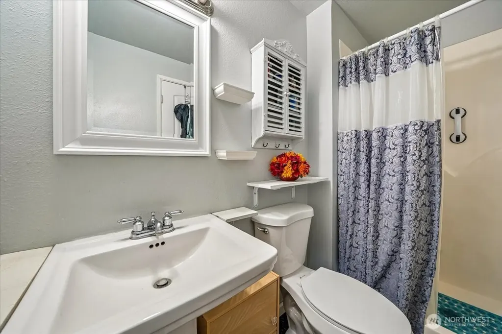 11618 Breaker Way Anderson Island WA 98303