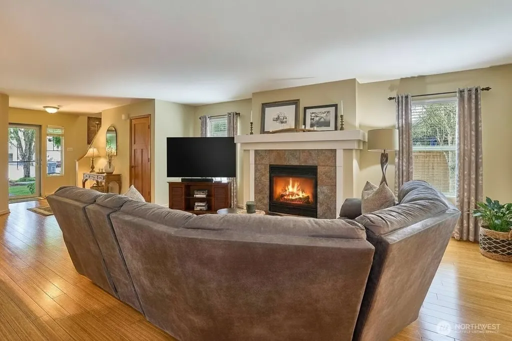 24131 235th Avenue SE Maple Valley WA 98038